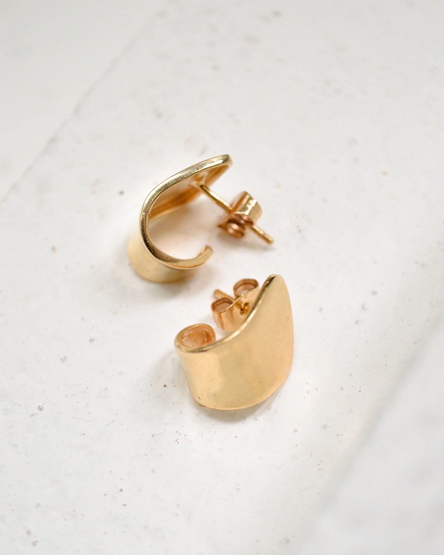 Pele - Earrings - Cuff Hoops Gold