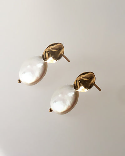 Pele - Earrings - Ocean Pearl - Gold