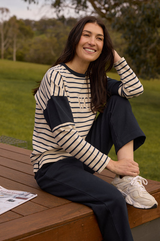 Goondiwindi Cotton - Sunday Cotton Logo Stripe Sweat - Birch/ Dark Navy