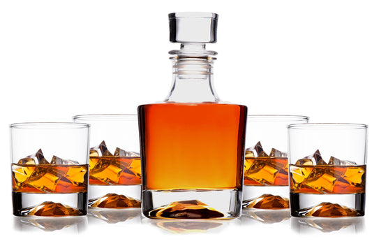 Bezrat -Whiskey Decanter & 4 Whiskey Glasses Set Airtight Stopper