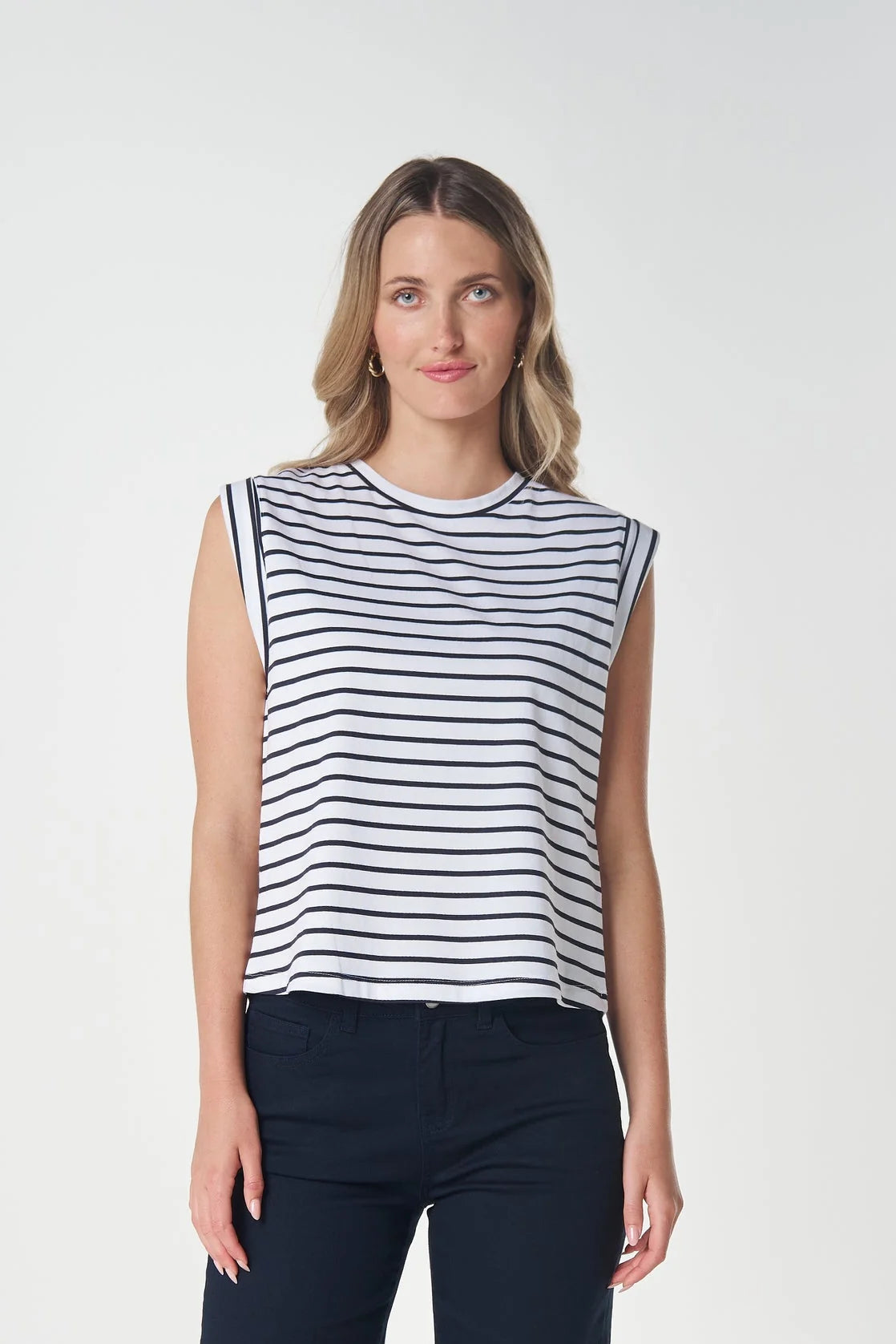 Goondiwindi Cotton - Sunset Cotton Muscle Tee - White/Dark Navy