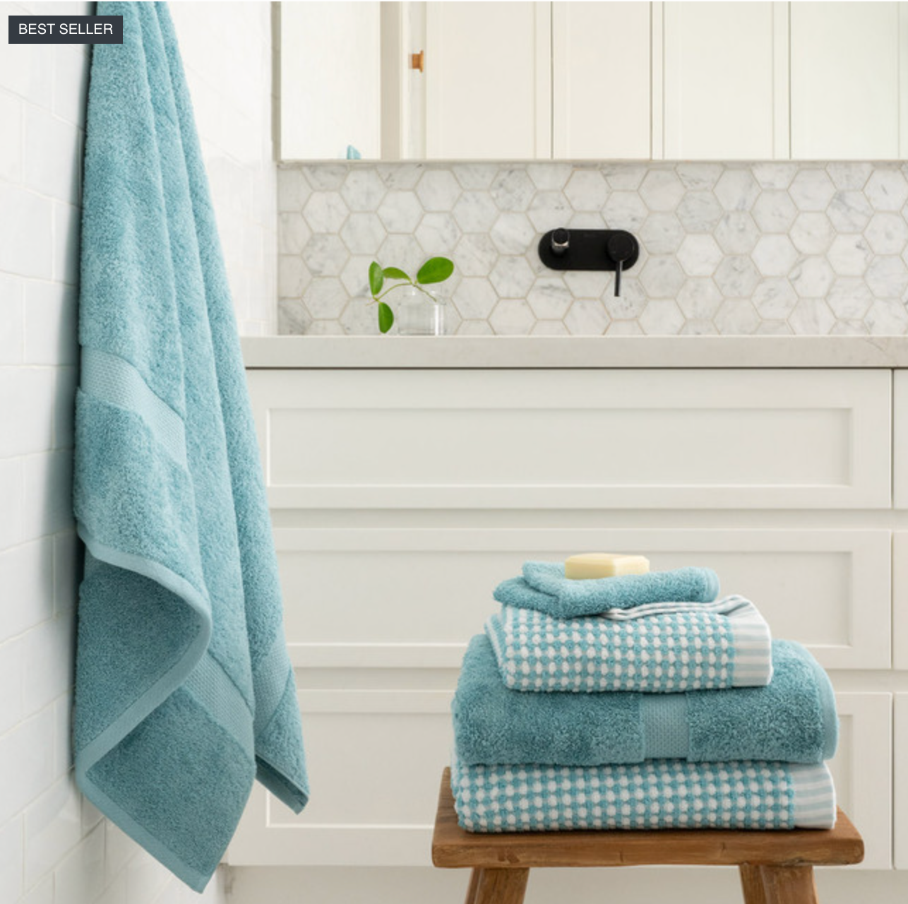 Canningvale - Royal Splendour Bath Towel - Aqua Foam