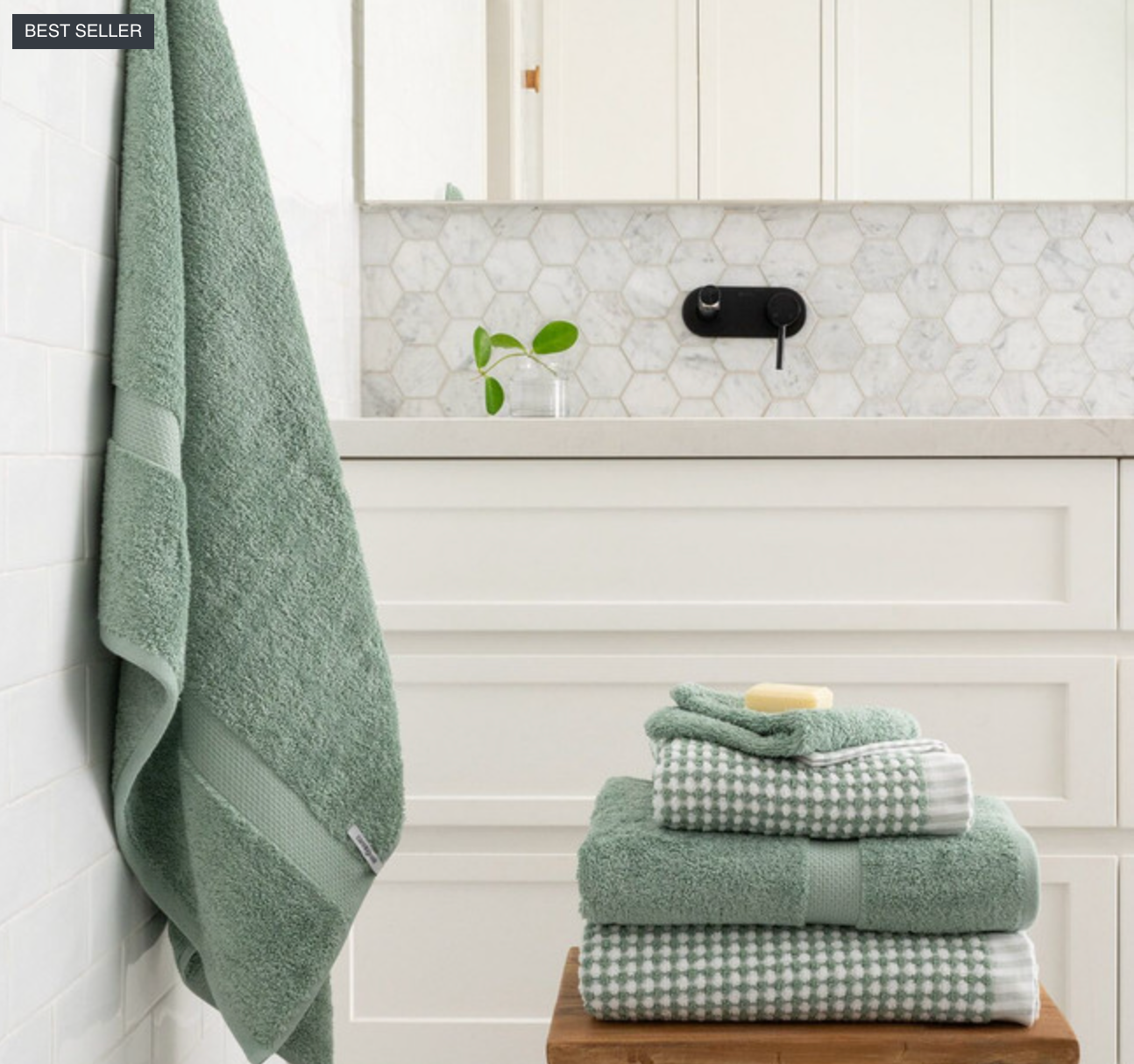Canningvale - Royal Splendour Bath Towel - Eucalyptus
